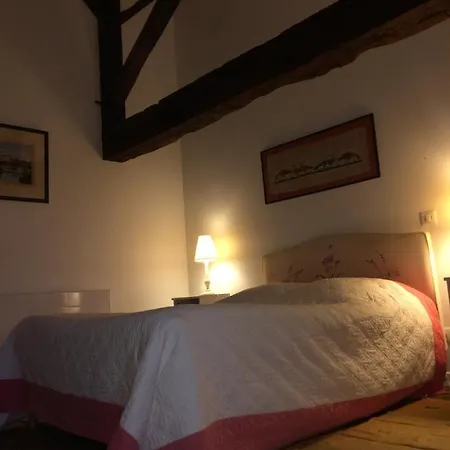 Dans Prieure De Caractere Xviii Siecle B&B