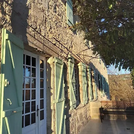 Dans Prieure De Caractere Xviii Siecle