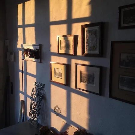 Dans Prieure De Caractere Xviii Siecle B&B