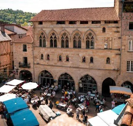 Dans Prieuré De Caractère Xviii Siècle 3*